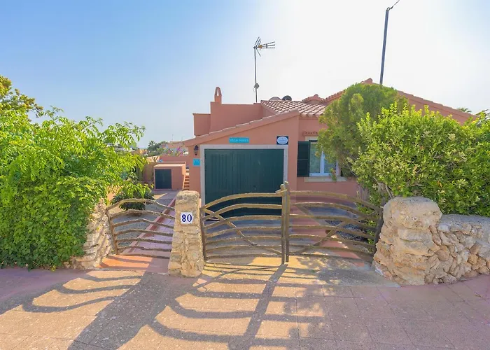 Mares Cala En Porter (Menorca)